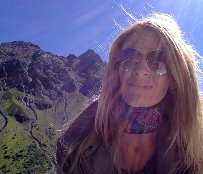 Iris Haiderer ist die Autoreisebloggerin auf der Silvretta